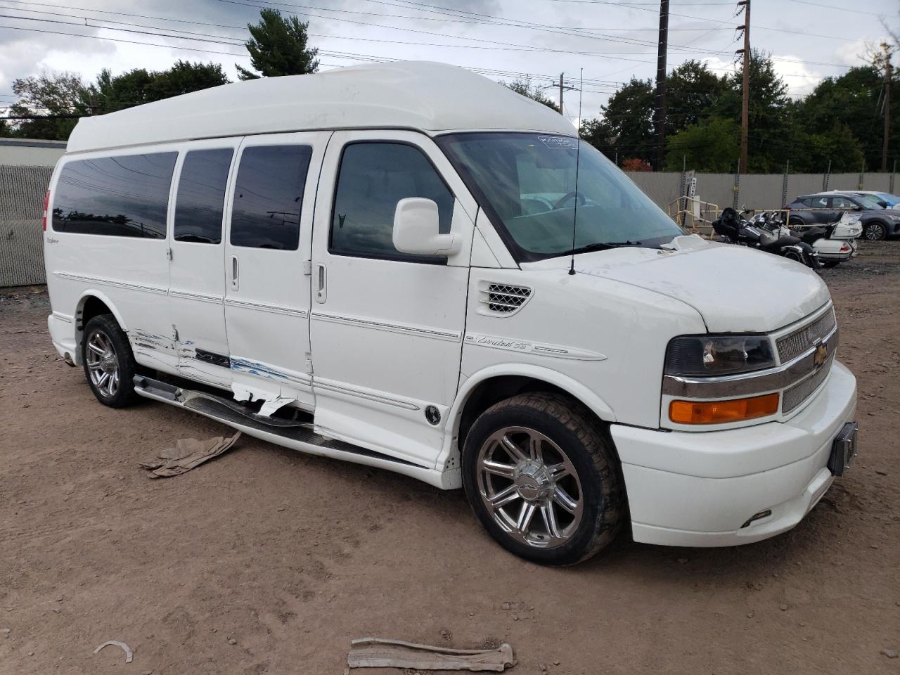 Photo 3 VIN: 1GBWGLCG6E1119502 - CHEVROLET EXPRESS 