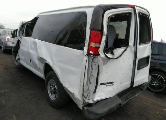 Photo 2 VIN: 1GBZG1FF4F1278847 - CHEVROLET EXPRESS PASSENGER 