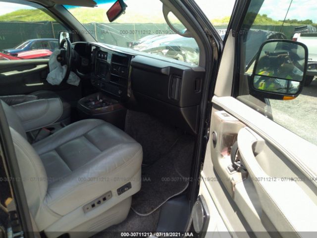 Photo 4 VIN: 1GBZGNBG4A1101066 - CHEVROLET EXPRESS CARGO VAN 