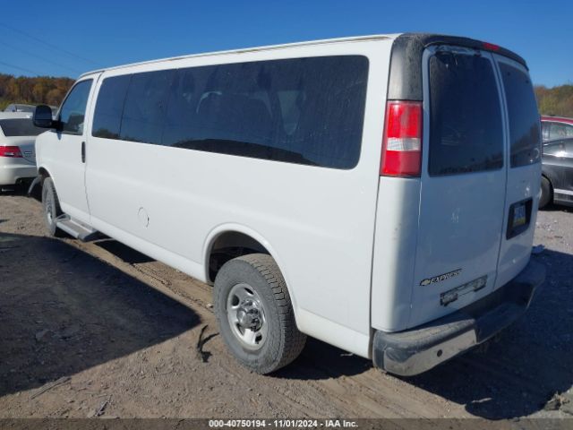 Photo 2 VIN: 1GBZGPFG9H1195140 - CHEVROLET EXPRESS 