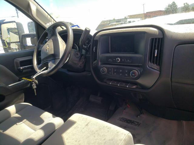 Photo 8 VIN: 1GC0CUEG5HZ303237 - CHEVROLET SILVERADO 