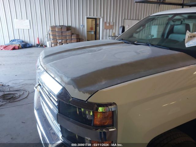 Photo 5 VIN: 1GC0CUEG8JZ272863 - CHEVROLET SILVERADO 2500HD 