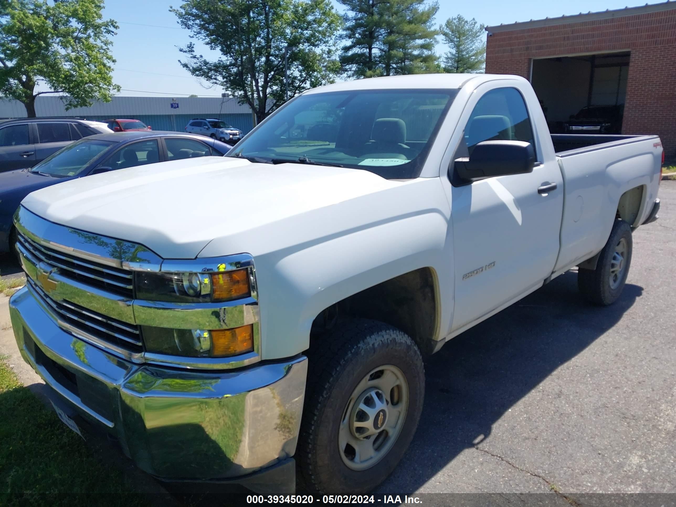 Photo 1 VIN: 1GC0KUEG3HZ322937 - CHEVROLET SILVERADO 