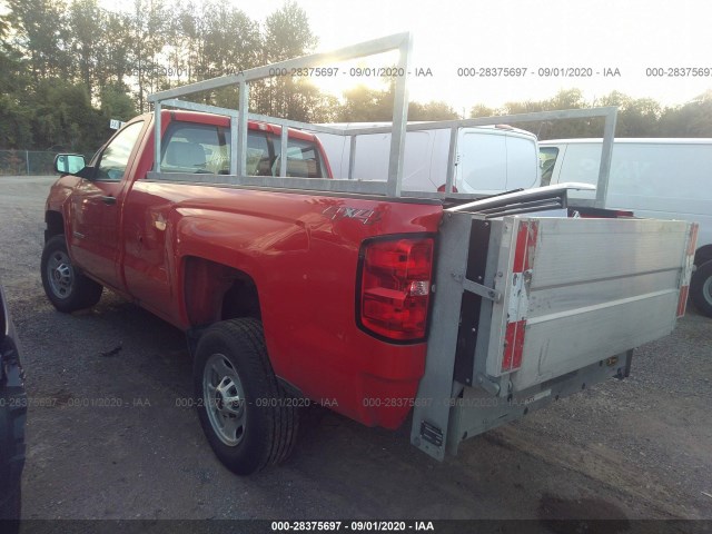 Photo 2 VIN: 1GC0KUEG4JZ271132 - CHEVROLET SILVERADO 2500HD 