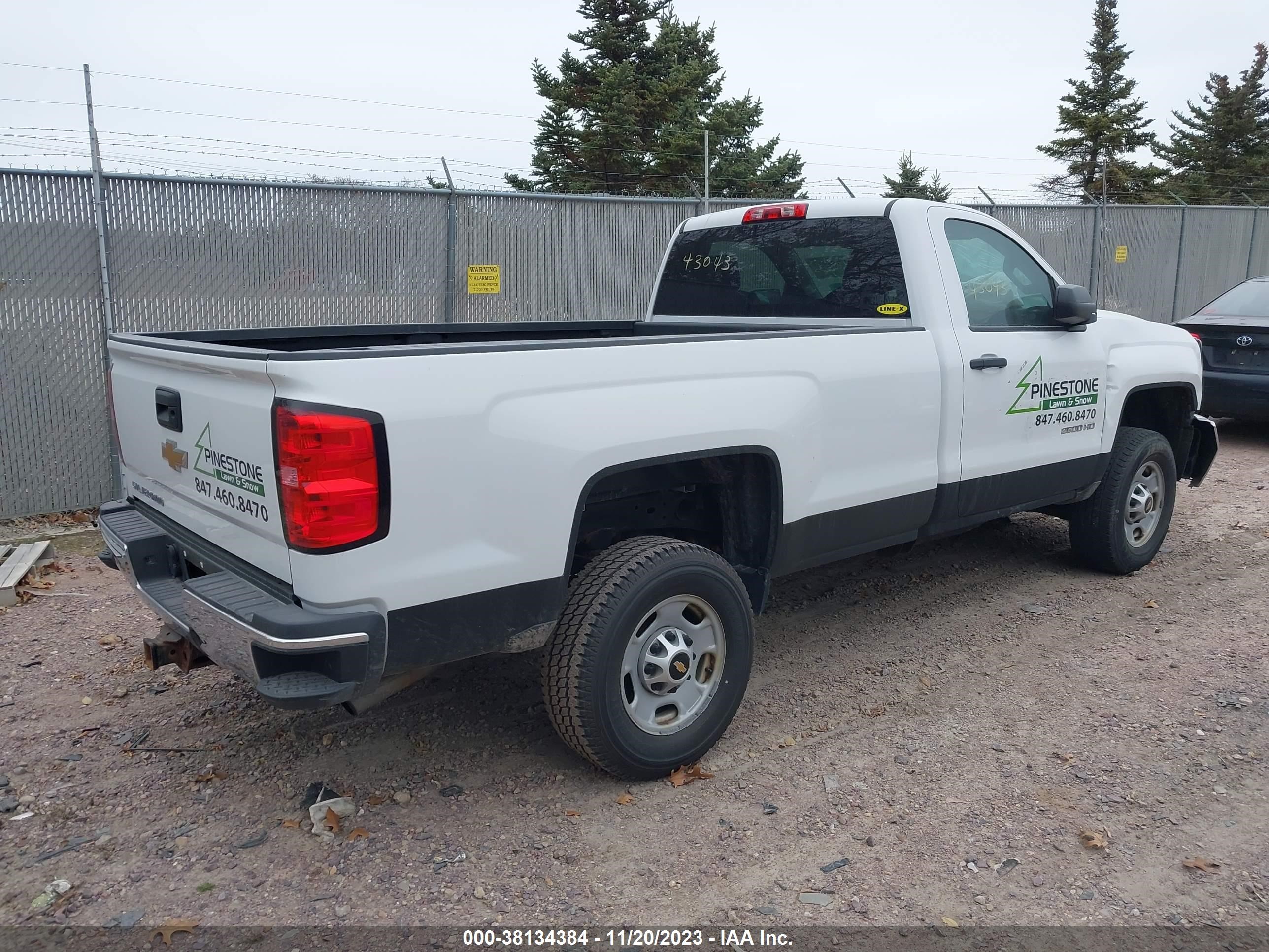 Photo 4 VIN: 1GC0KUEG8FZ141541 - CHEVROLET SILVERADO 