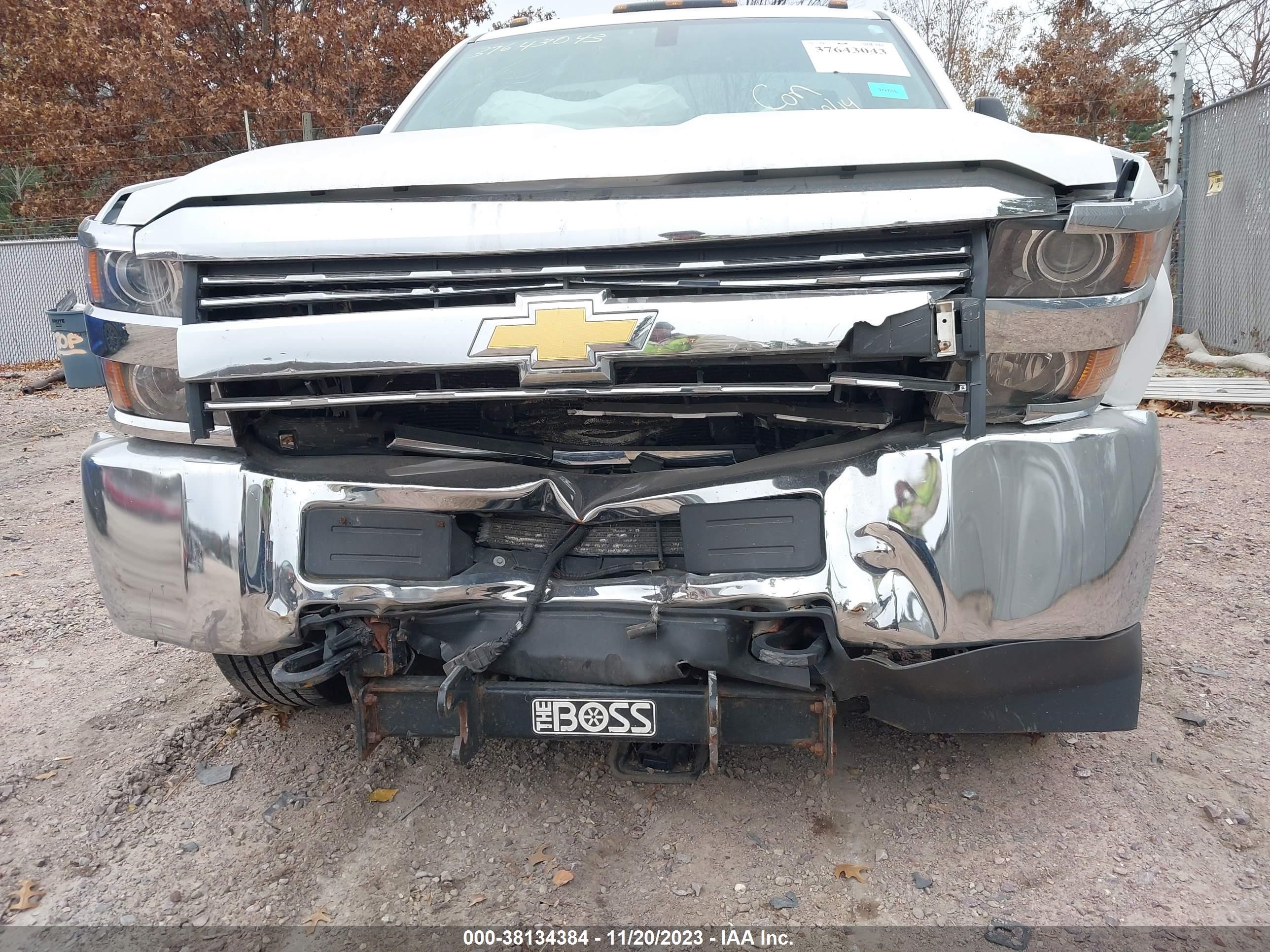 Photo 6 VIN: 1GC0KUEG8FZ141541 - CHEVROLET SILVERADO 