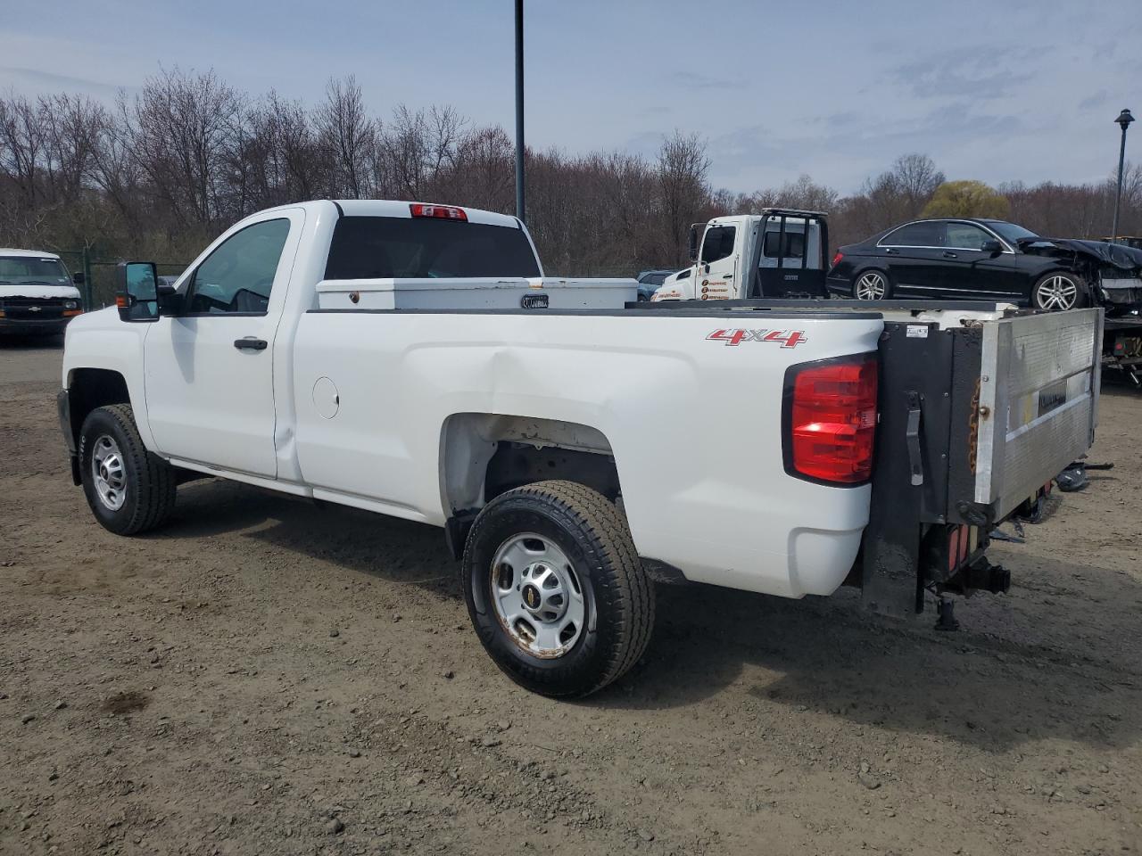 Photo 1 VIN: 1GC0KUEGXFZ527295 - CHEVROLET SILVERADO 