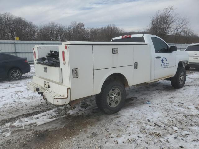 Photo 2 VIN: 1GC0KUEGXJZ317997 - CHEVROLET SILVERADO 