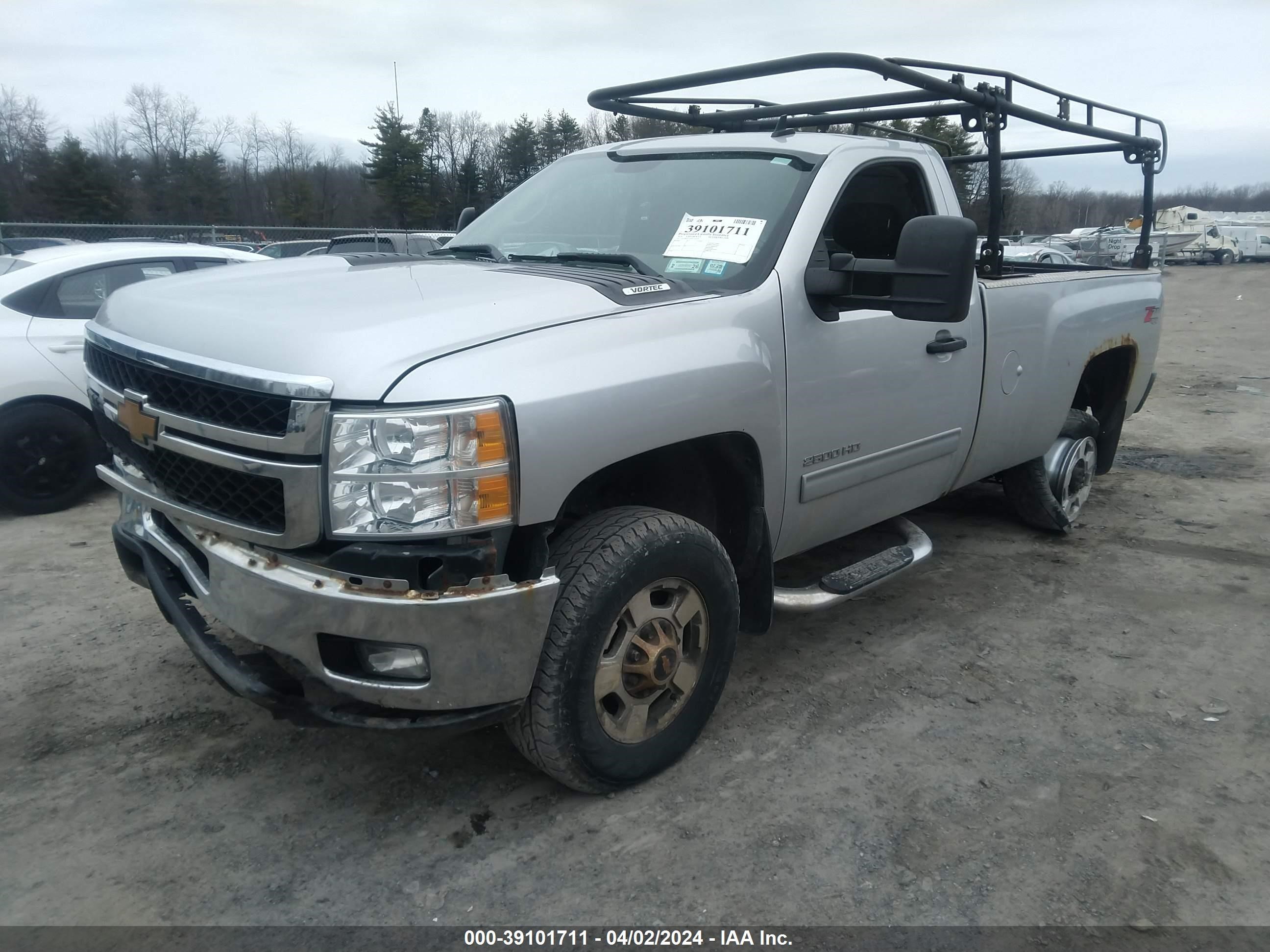 Photo 1 VIN: 1GC0KXCGXEF114250 - CHEVROLET SILVERADO 