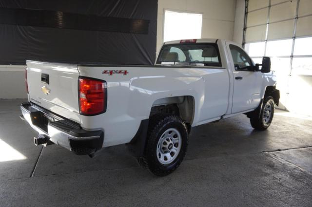 Photo 2 VIN: 1GC0KYEG2GZ133153 - CHEVROLET SILVERADO 