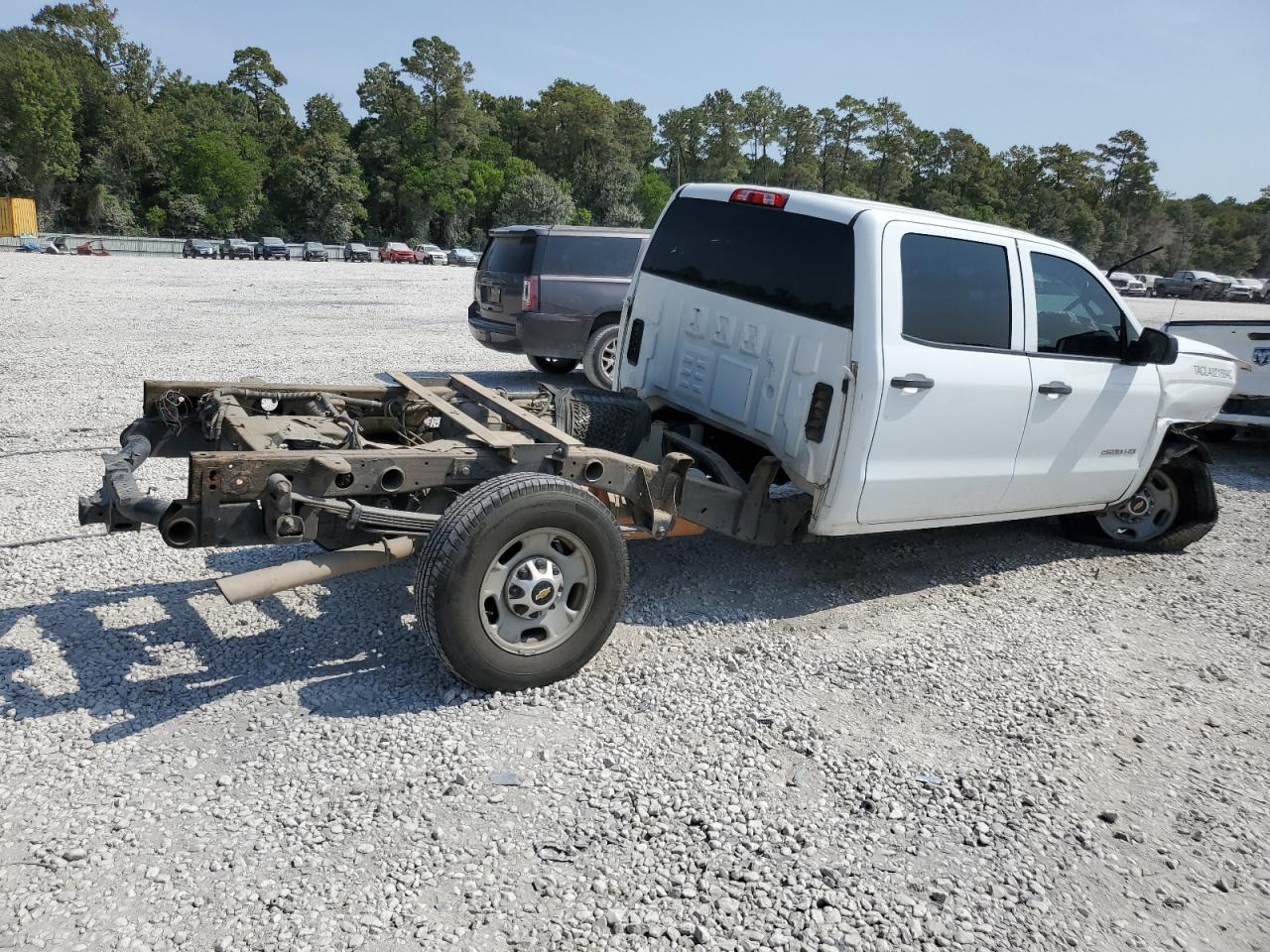 Photo 2 VIN: 1GC1CUEG1HF190280 - CHEVROLET SILVERADO 