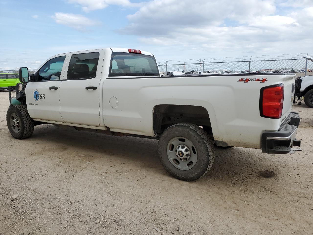 Photo 1 VIN: 1GC1CUEG3FF155740 - CHEVROLET SILVERADO 