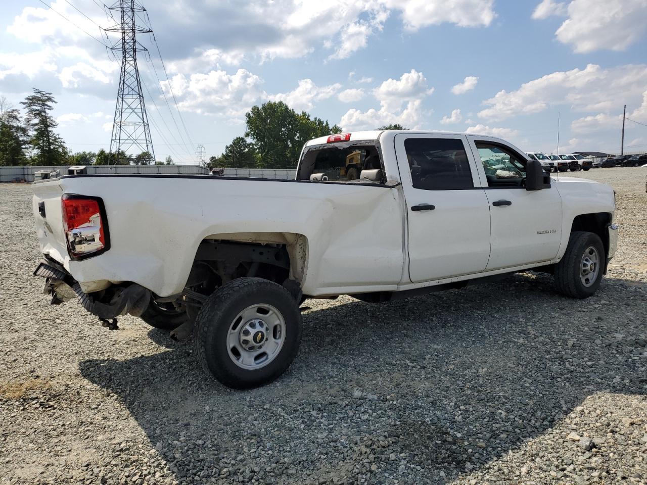 Photo 2 VIN: 1GC1CUEGXFF105367 - CHEVROLET SILVERADO 