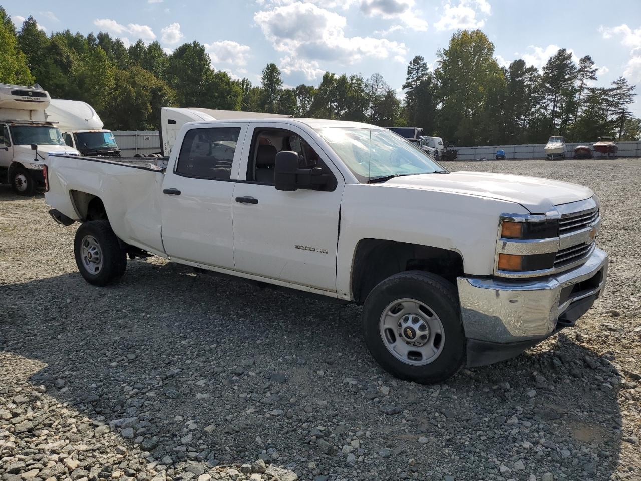 Photo 3 VIN: 1GC1CUEGXFF105367 - CHEVROLET SILVERADO 