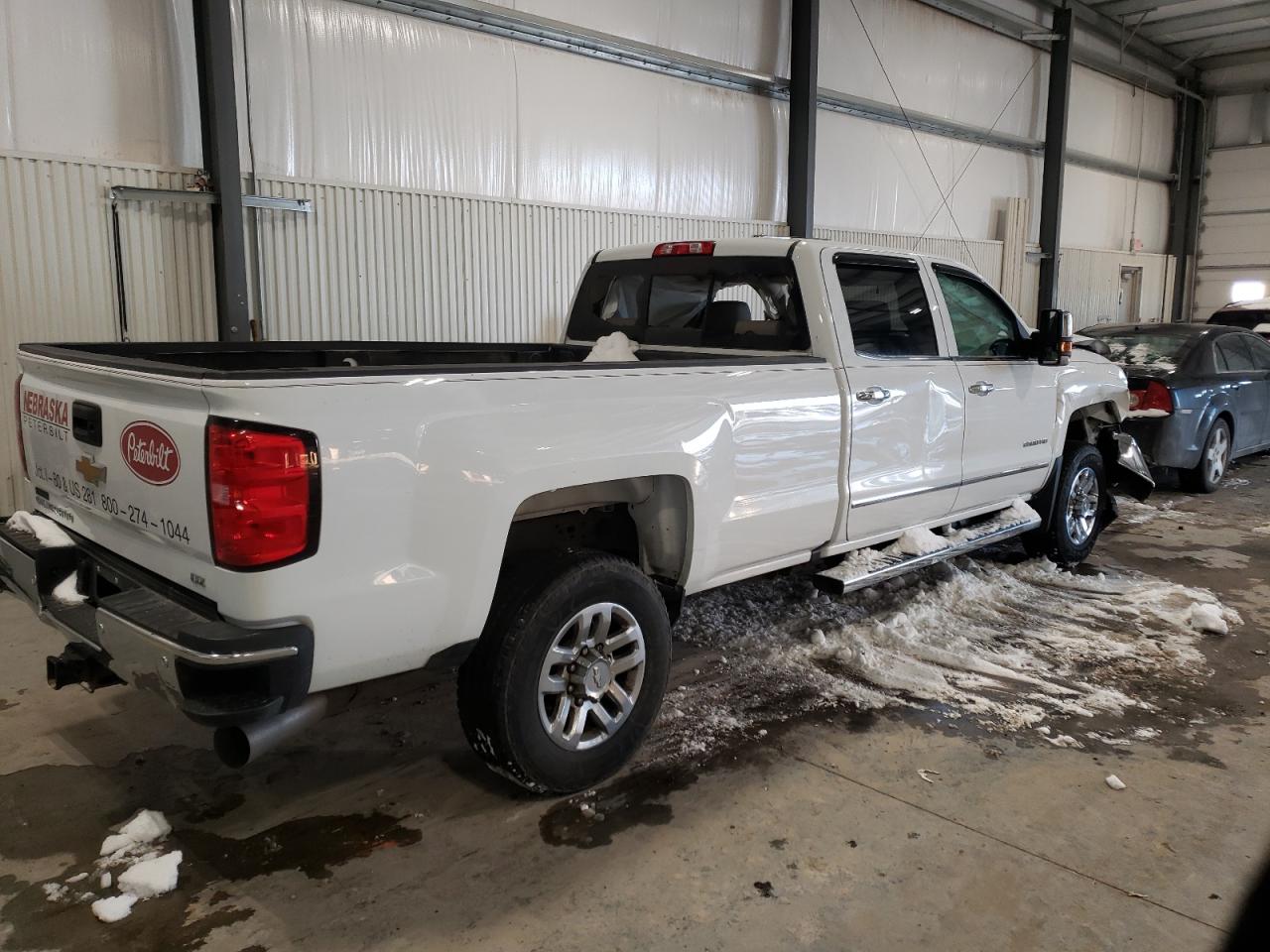 Photo 2 VIN: 1GC1CWEY8HF201568 - CHEVROLET SILVERADO 