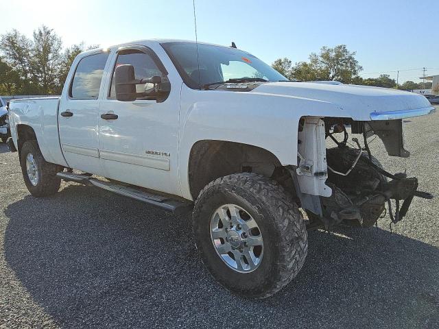 Photo 3 VIN: 1GC1CXCG4BF102589 - CHEVROLET SILVERADO 