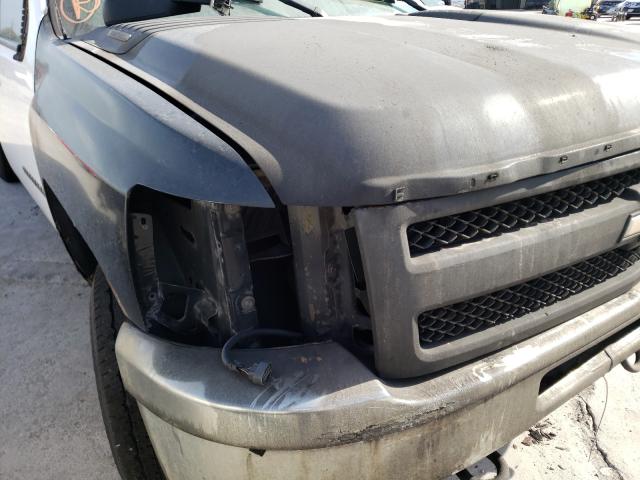 Photo 9 VIN: 1GC1CXEG6EF155795 - CHEVROLET SILVERADO 