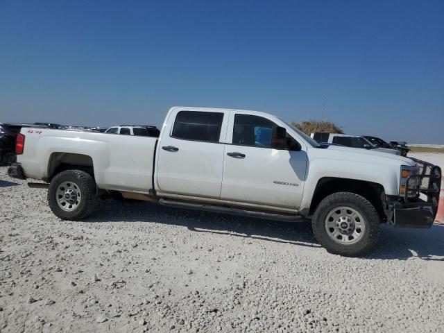 Photo 3 VIN: 1GC1KREG8KF109055 - CHEVROLET SILVERADO 