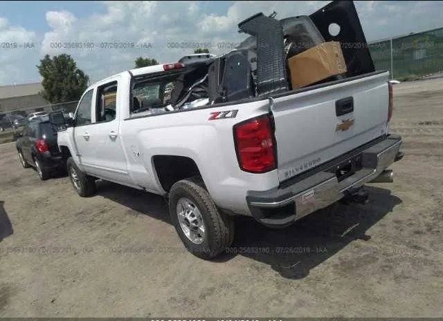 Photo 2 VIN: 1GC1KSEY4KF261835 - CHEVROLET SILVERADO 