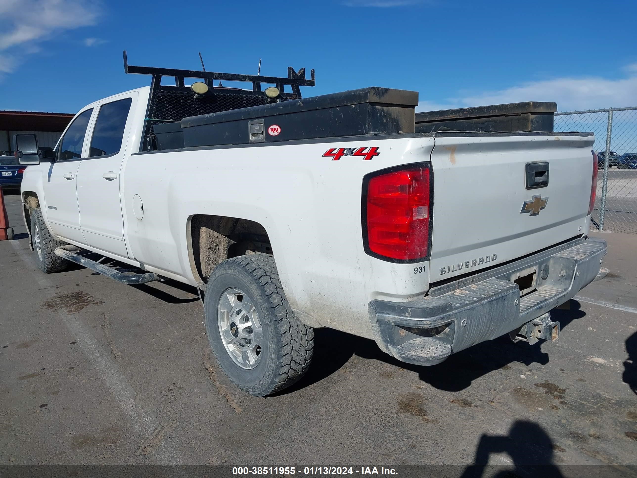 Photo 2 VIN: 1GC1KSEY8KF183219 - CHEVROLET SILVERADO 