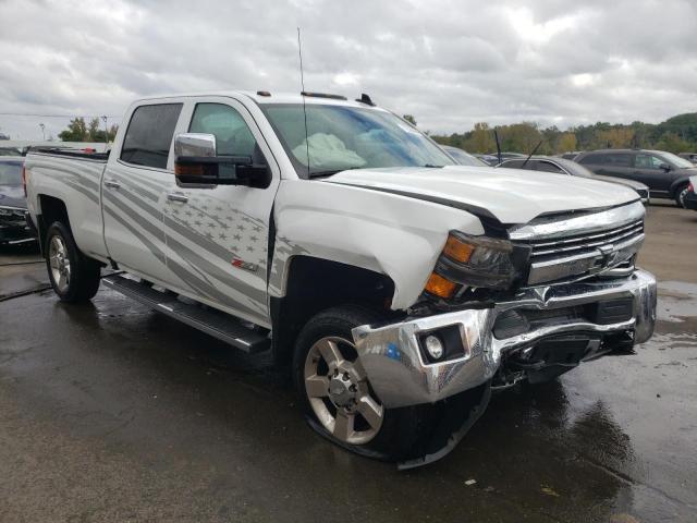 Photo 3 VIN: 1GC1KTEG9KF100989 - CHEVROLET SILVERADO 