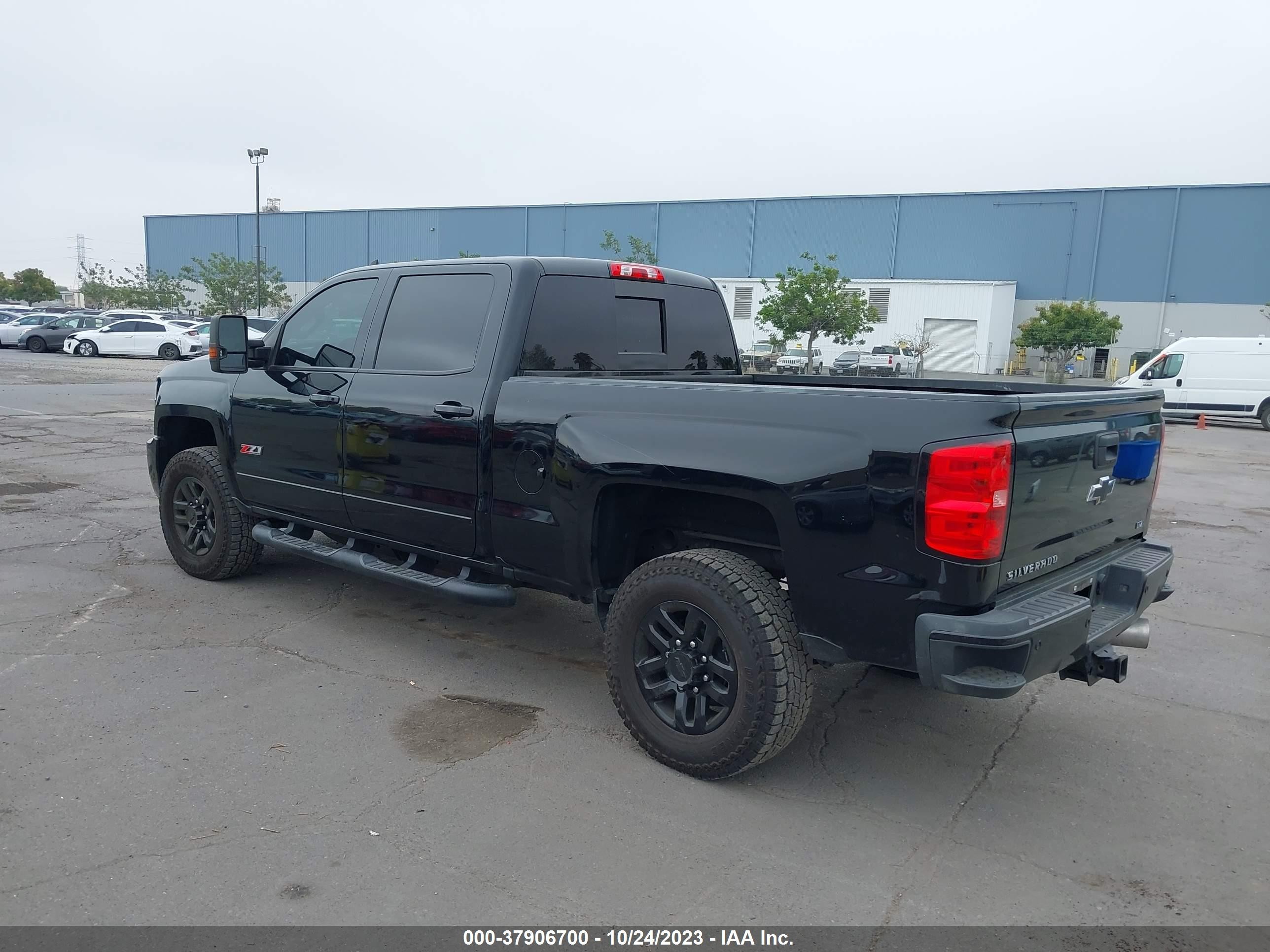 Photo 2 VIN: 1GC1KTEY0KF207096 - CHEVROLET SILVERADO 