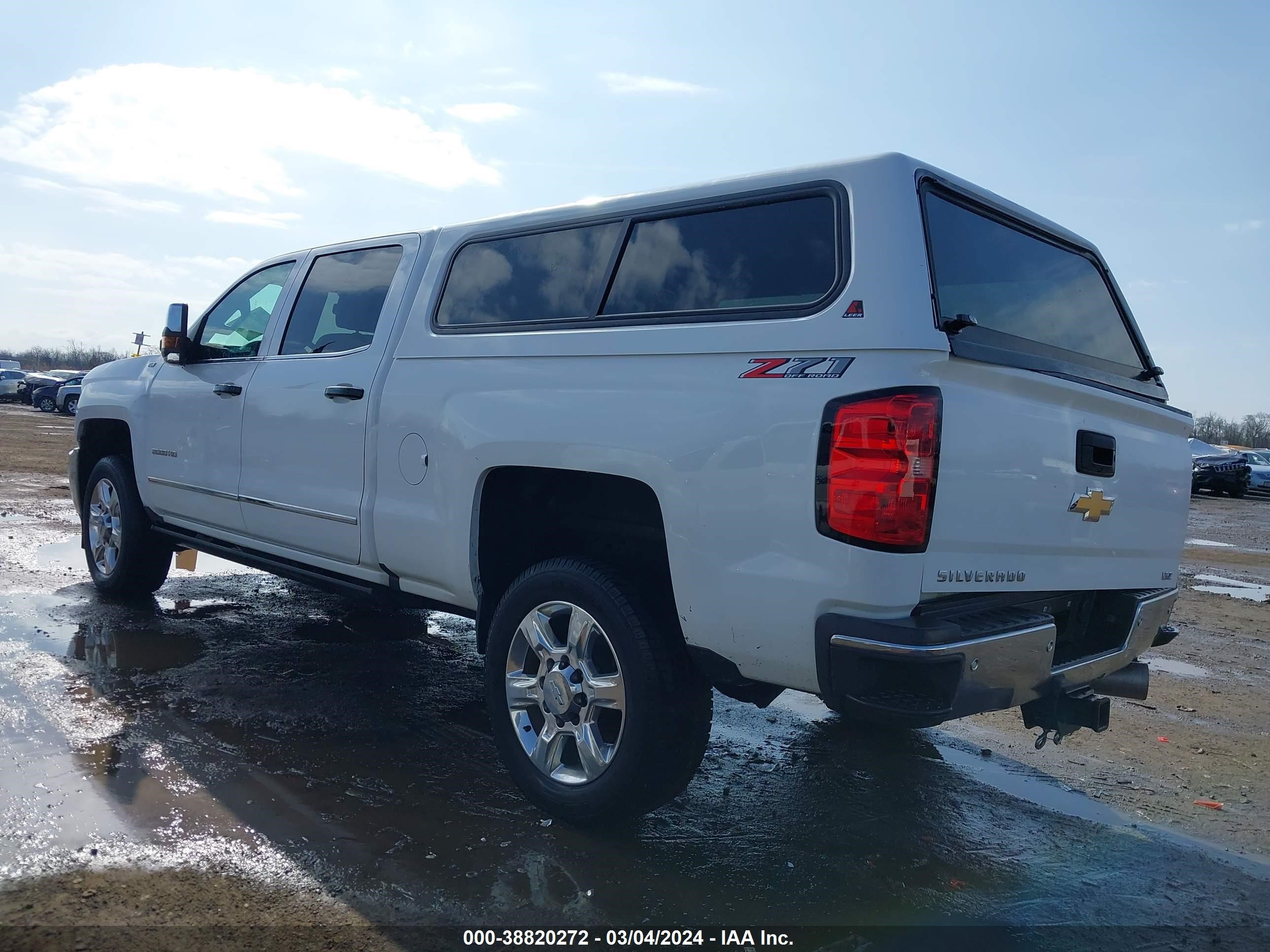 Photo 2 VIN: 1GC1KTEY3KF115433 - CHEVROLET SILVERADO 