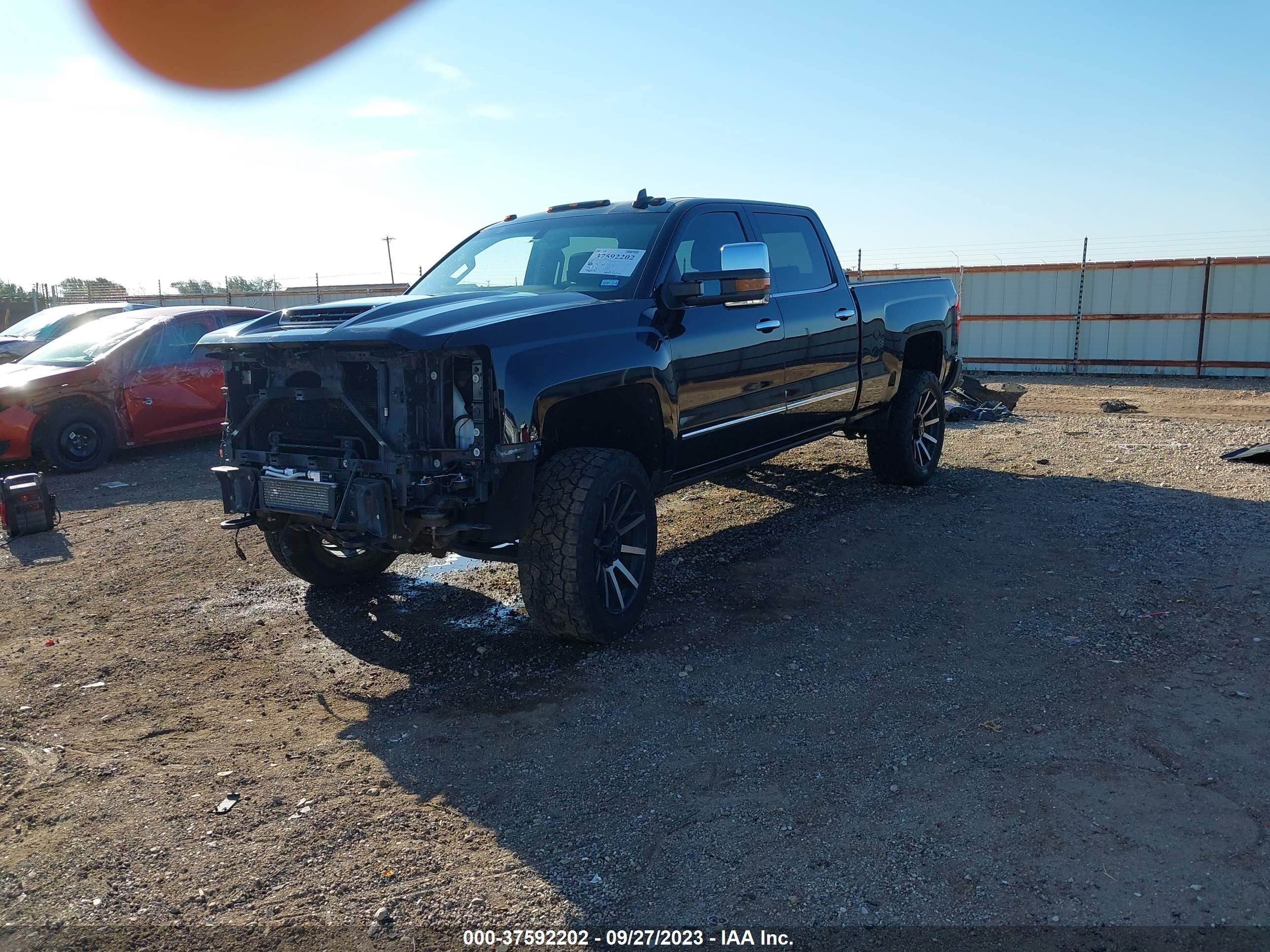 Photo 1 VIN: 1GC1KTEY7KF243593 - CHEVROLET SILVERADO 