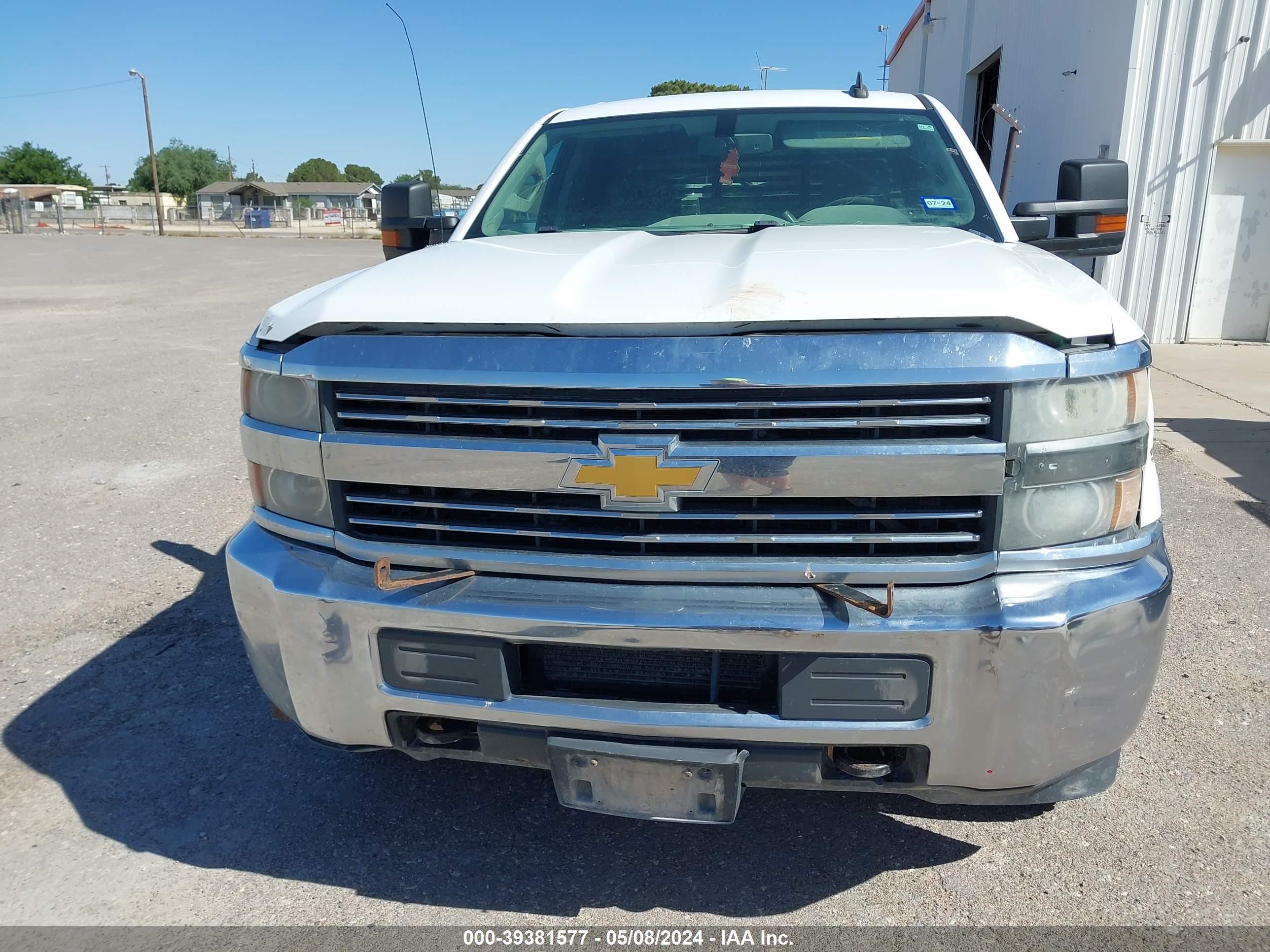 Photo 11 VIN: 1GC1KUE83GF164760 - CHEVROLET SILVERADO 