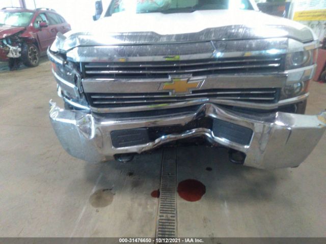 Photo 5 VIN: 1GC1KUE85FF570408 - CHEVROLET SILVERADO 2500HD 