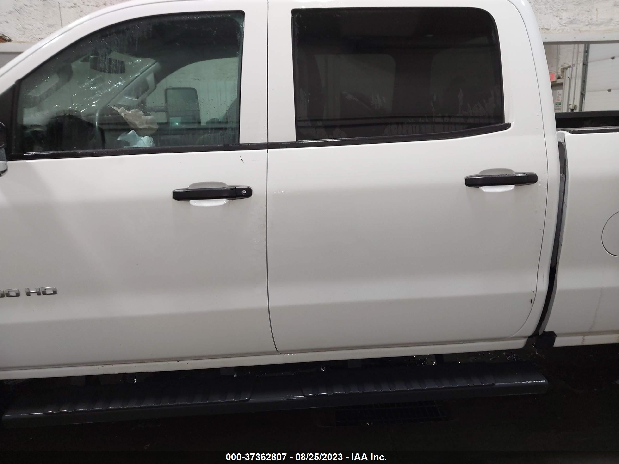 Photo 13 VIN: 1GC1KUE85GF128908 - CHEVROLET SILVERADO 