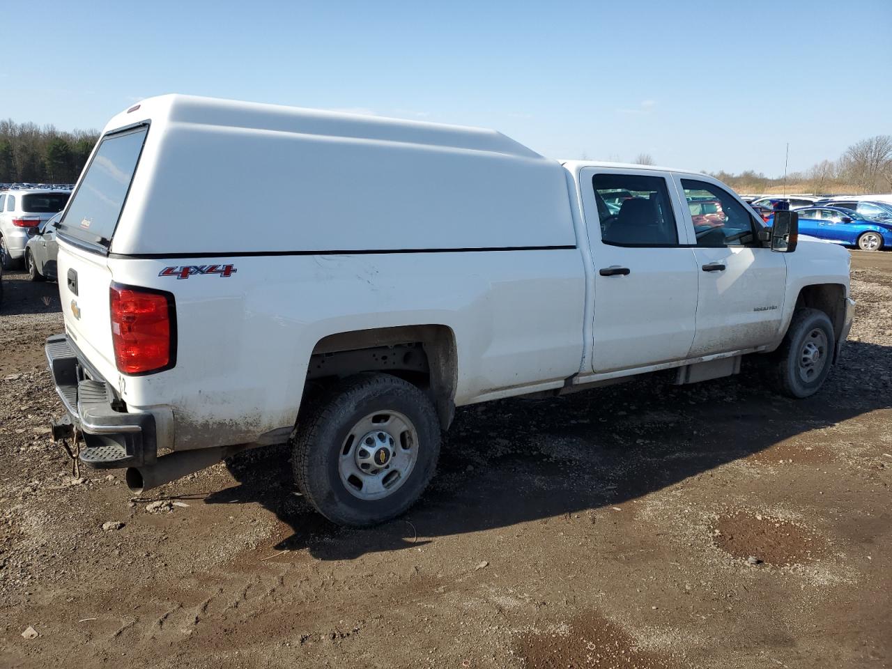 Photo 2 VIN: 1GC1KUE85GF198229 - CHEVROLET SILVERADO 