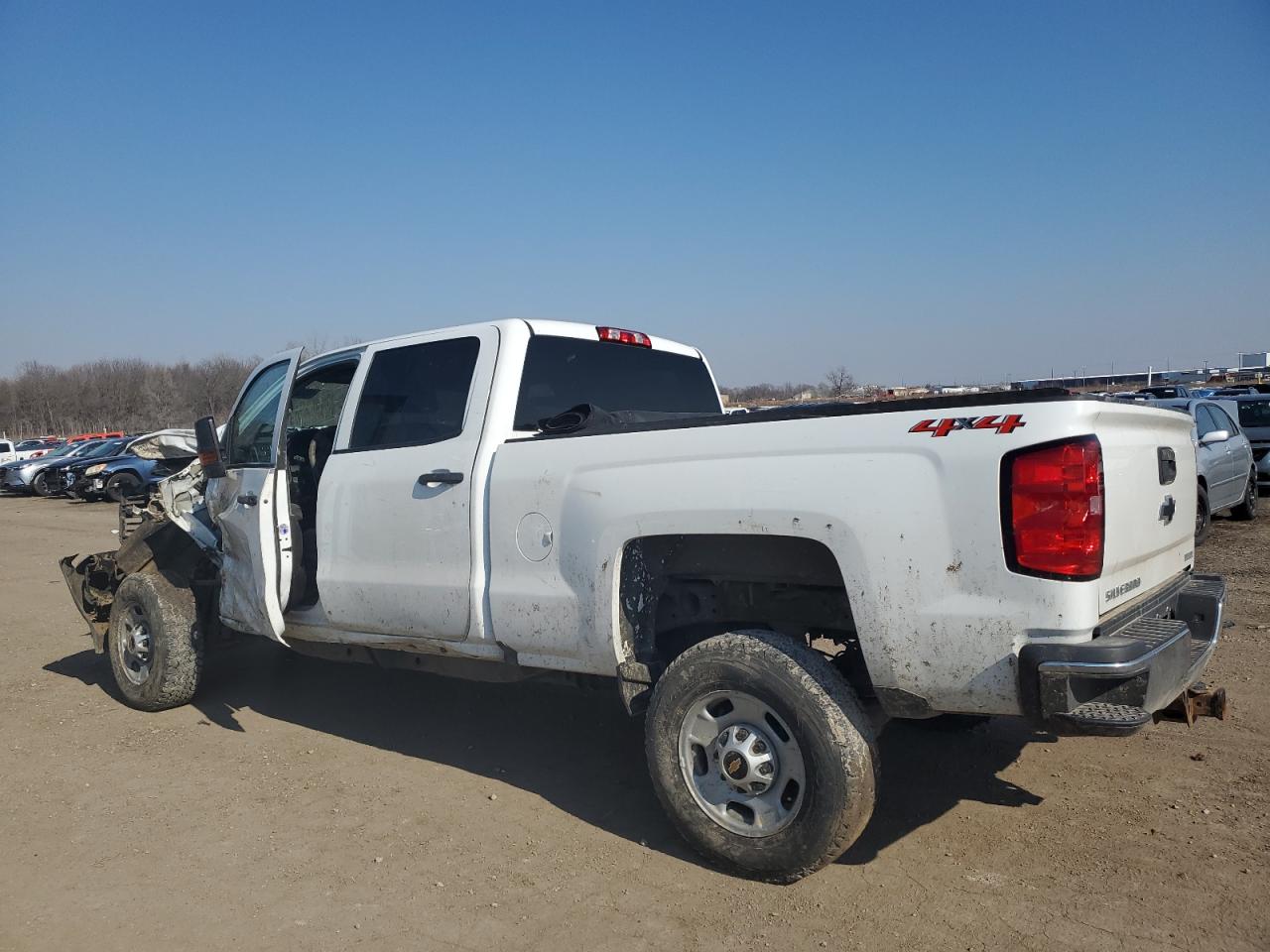 Photo 1 VIN: 1GC1KUEG0JF204291 - CHEVROLET SILVERADO 