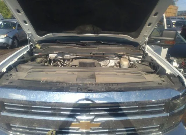 Photo 9 VIN: 1GC1KUEG1JF184424 - CHEVROLET SILVERADO 2500HD 