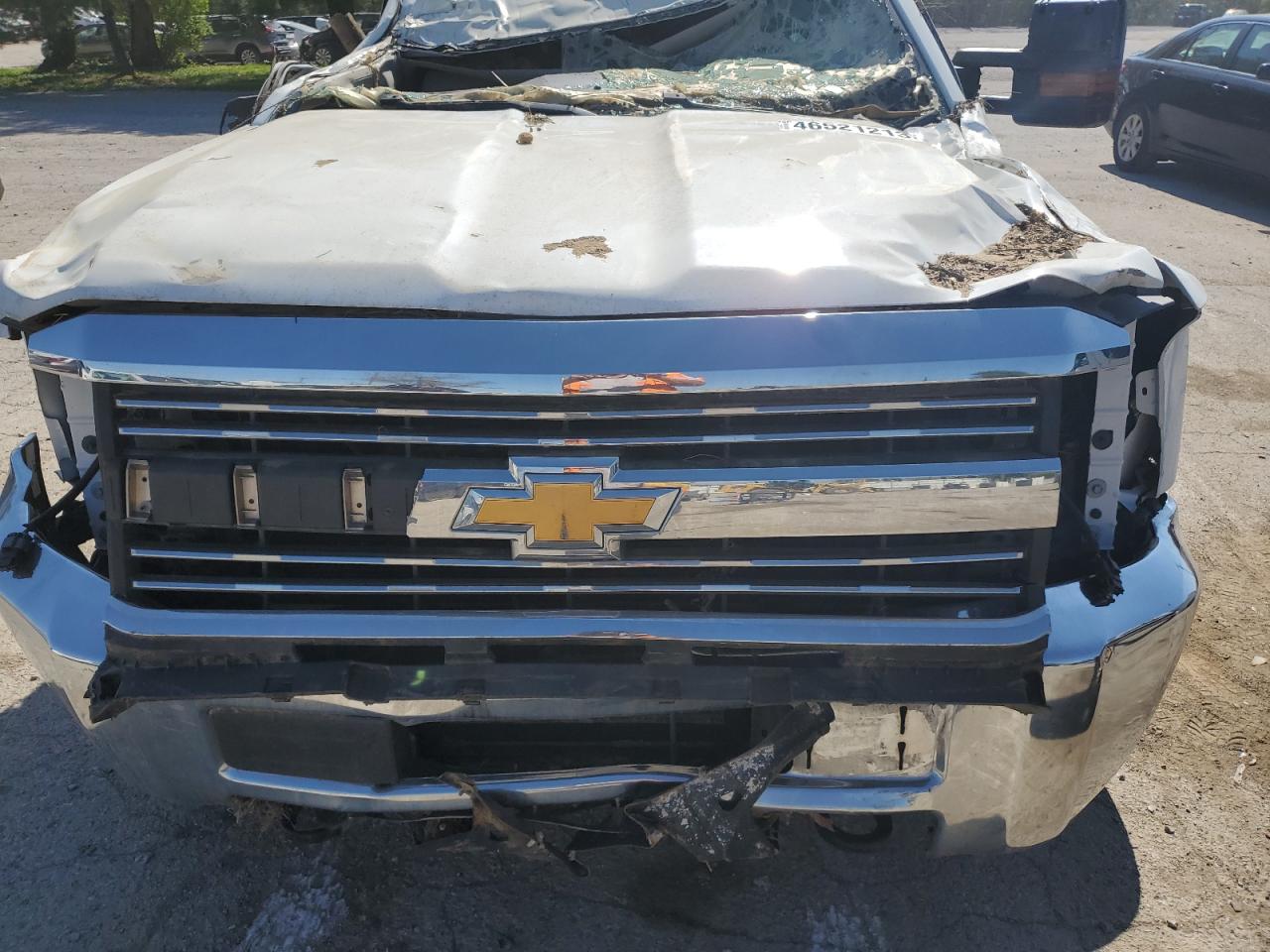 Photo 10 VIN: 1GC1KUEG1JF216059 - CHEVROLET SILVERADO 