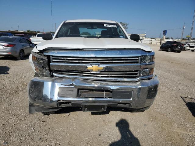 Photo 4 VIN: 1GC1KUEG5JF267385 - CHEVROLET SILVERADO 