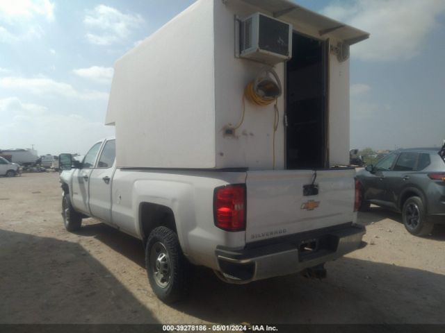 Photo 2 VIN: 1GC1KUEG6JF166713 - CHEVROLET SILVERADO 2500HD 