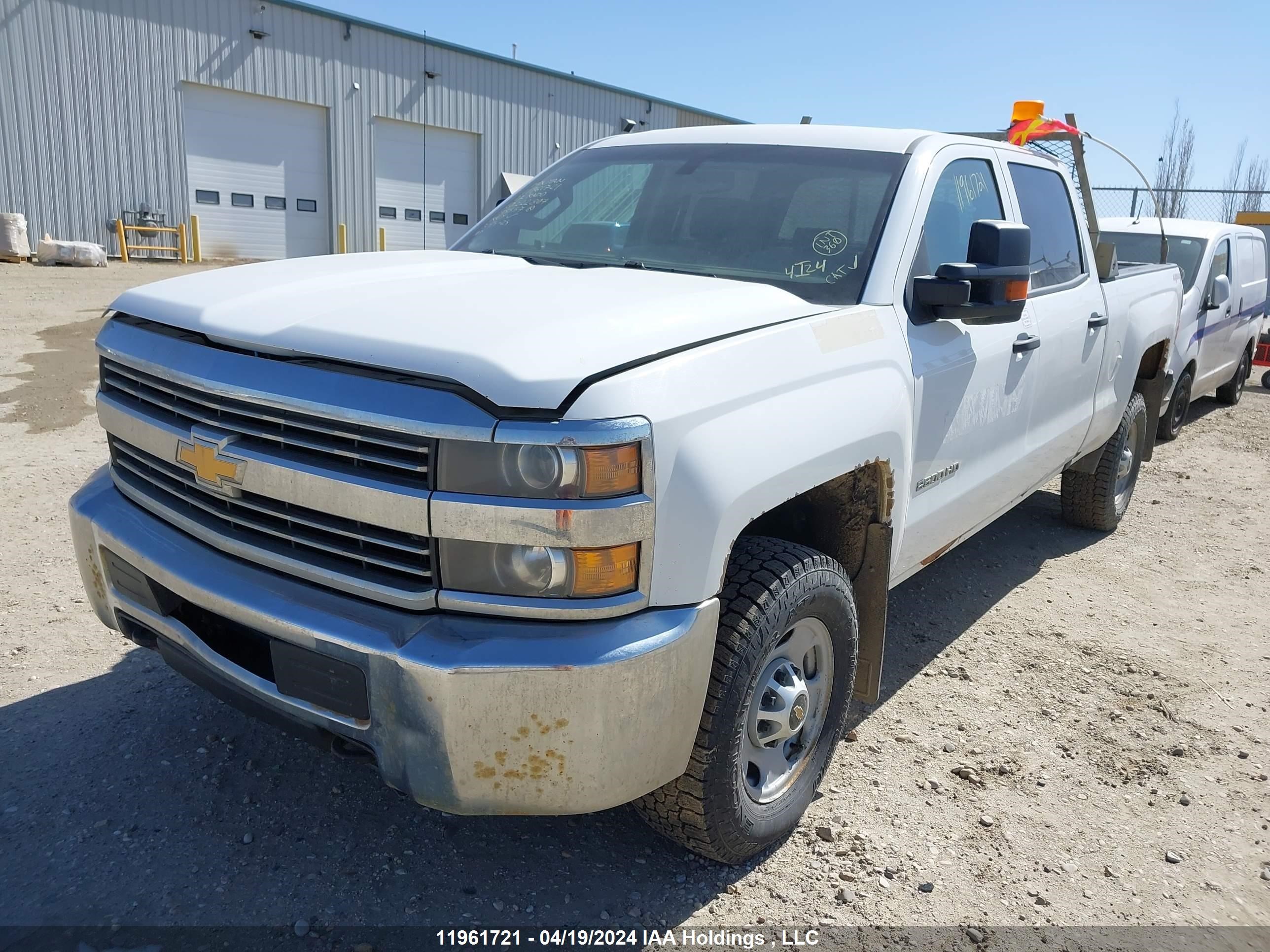 Photo 1 VIN: 1GC1KUEG8HF222807 - CHEVROLET SILVERADO 