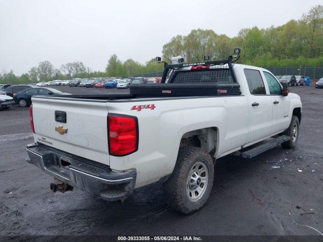 Photo 3 VIN: 1GC1KUEG8JF266179 - CHEVROLET SILVERADO 2500HD 