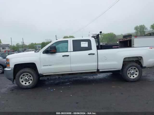 Photo 5 VIN: 1GC1KUEG8JF266179 - CHEVROLET SILVERADO 2500HD 