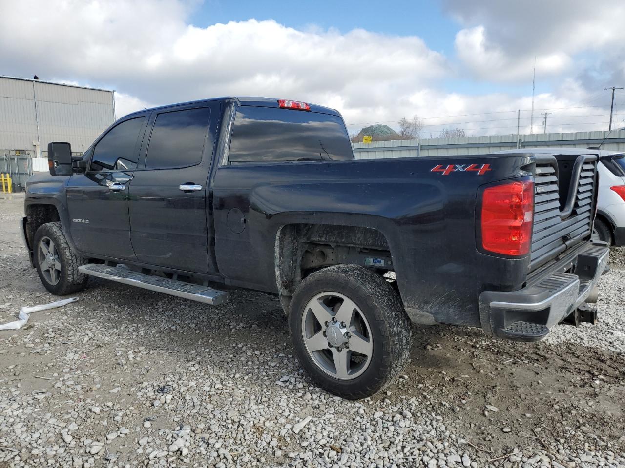 Photo 1 VIN: 1GC1KUEY3JF204472 - CHEVROLET SILVERADO 