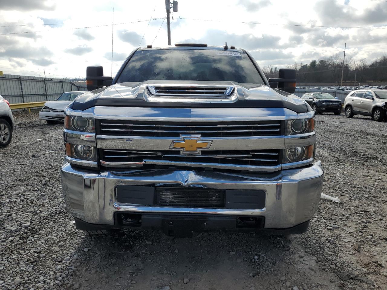 Photo 4 VIN: 1GC1KUEY3JF204472 - CHEVROLET SILVERADO 