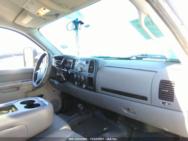 Photo 4 VIN: 1GC1KVCG6BF116808 - CHEVROLET SILVERADO 2500HD 