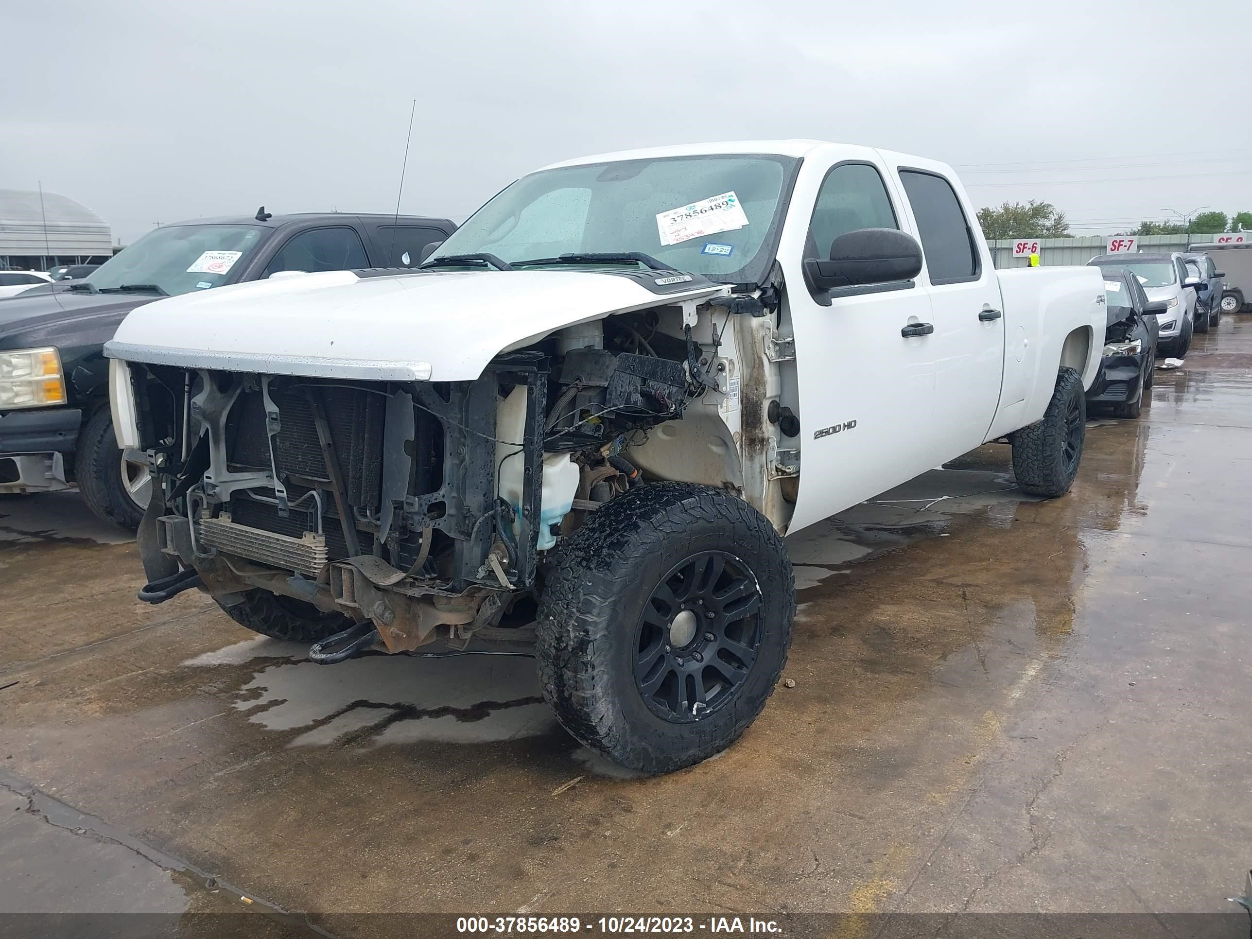 Photo 1 VIN: 1GC1KVCG9BF126779 - CHEVROLET SILVERADO 