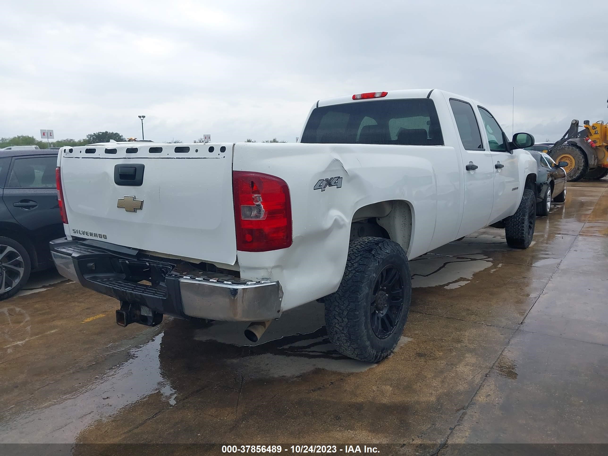 Photo 3 VIN: 1GC1KVCG9BF126779 - CHEVROLET SILVERADO 