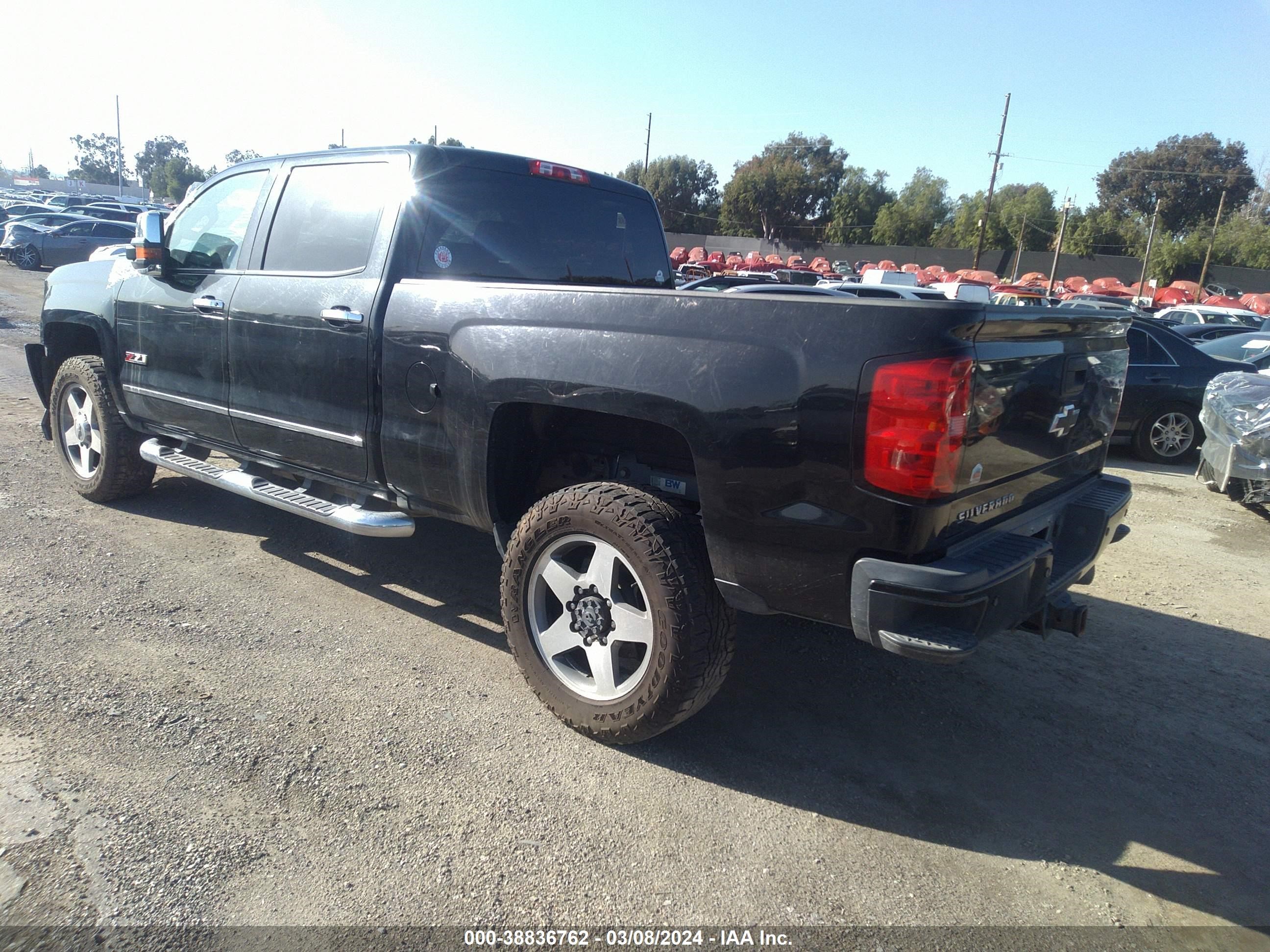 Photo 2 VIN: 1GC1KVE80GF219316 - CHEVROLET SILVERADO 