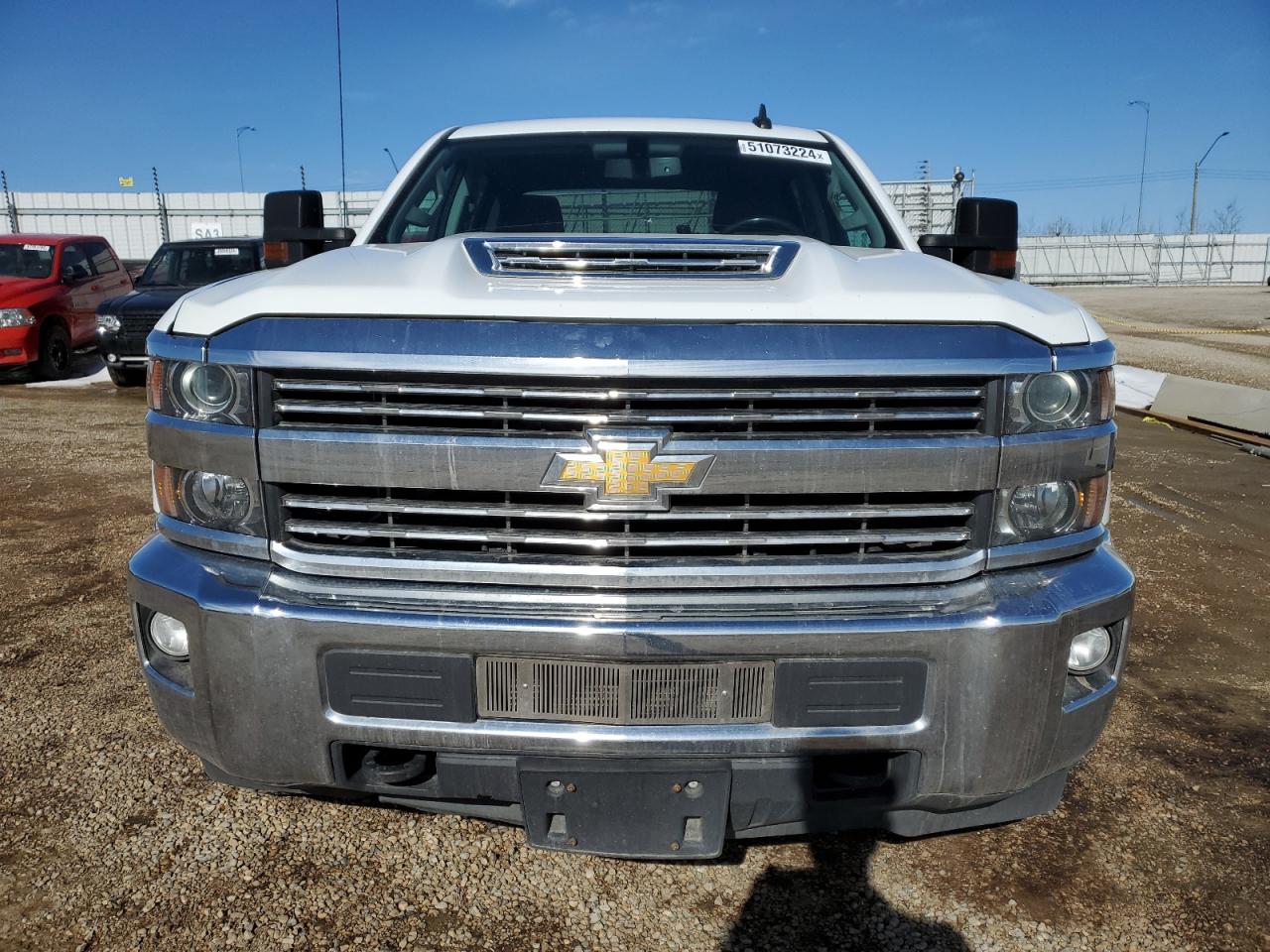 Photo 4 VIN: 1GC1KVEY0HF125986 - CHEVROLET SILVERADO 