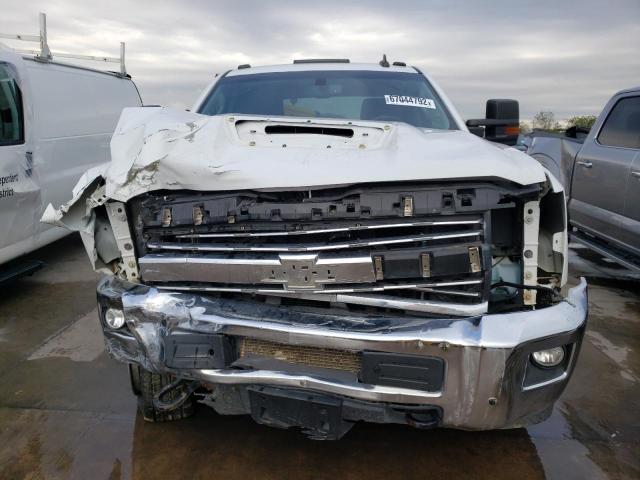 Photo 4 VIN: 1GC1KVEY3JF110680 - CHEVROLET SILVERADO 