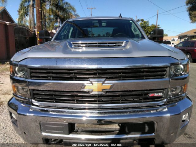 Photo 5 VIN: 1GC1KVEY3JF150144 - CHEVROLET SILVERADO 2500HD 