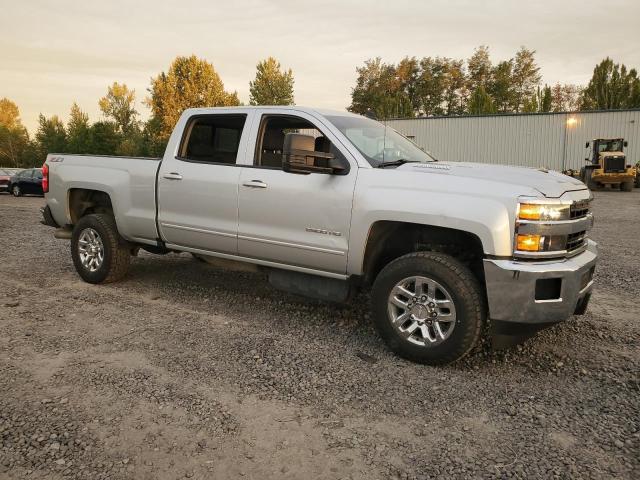 Photo 3 VIN: 1GC1KVEY6JF169786 - CHEVROLET SILVERADO 